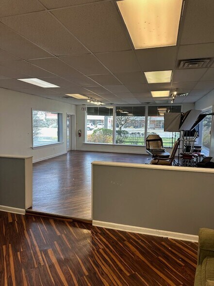 More Photos Of 7536-7540 Mentor Ave, Mentor Storefront Retail Office For Lease