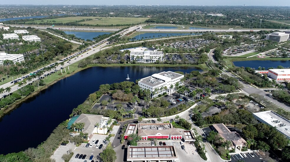 More Photos Of 2500 Weston Rd, Weston Office For Lease