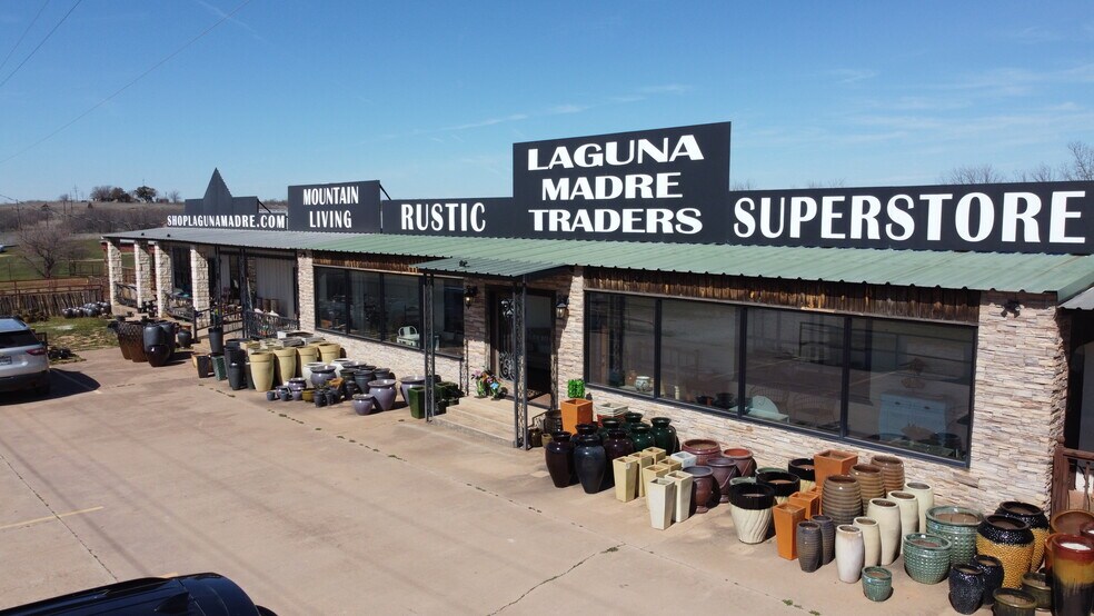More Photos Of 3916 US Highway 287 N, Henrietta Storefront For Lease
