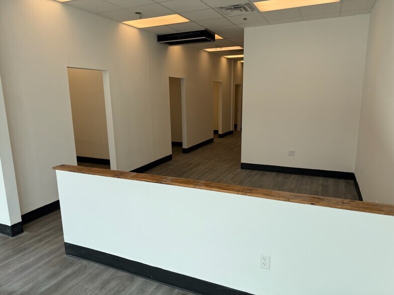More Photos Of 905-909 State Rte 92, Kearney, MO 64060, USA, Kearney General Retail For Lease