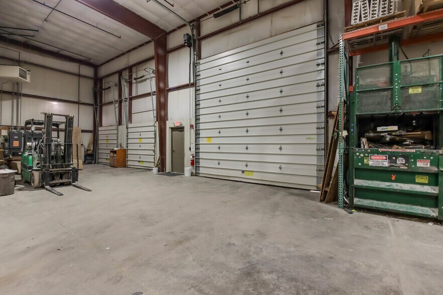 More Photos Of 653 Tower Dr, Cadott Manufacturing For Sale