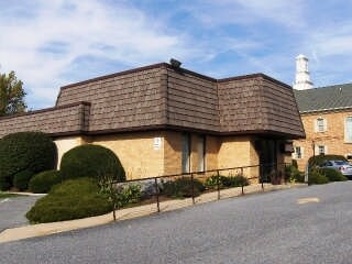 More Photos Of 1135 W Governor Rd, Hershey Office For Sale