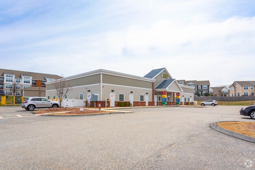 More Photos Of 70 Simarano Dr, Marlborough Daycare Center For Sale