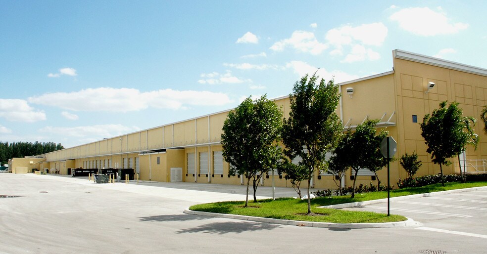 More Photos Of 6000 NW 97th Ave, Doral Manufacturing For Lease