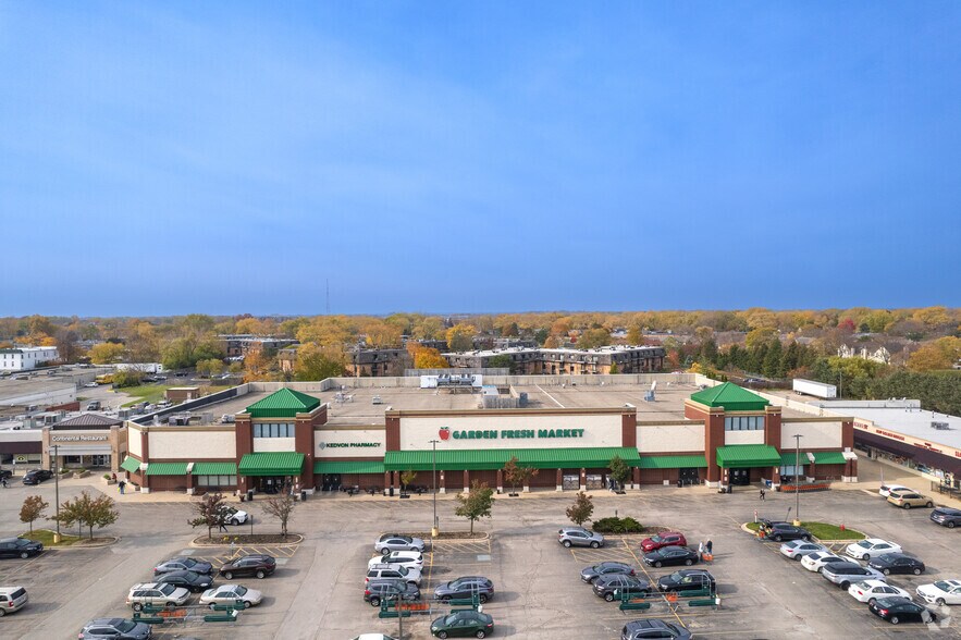 More Photos Of 830 Buffalo Grove Rd, Buffalo Grove Unknown For Lease