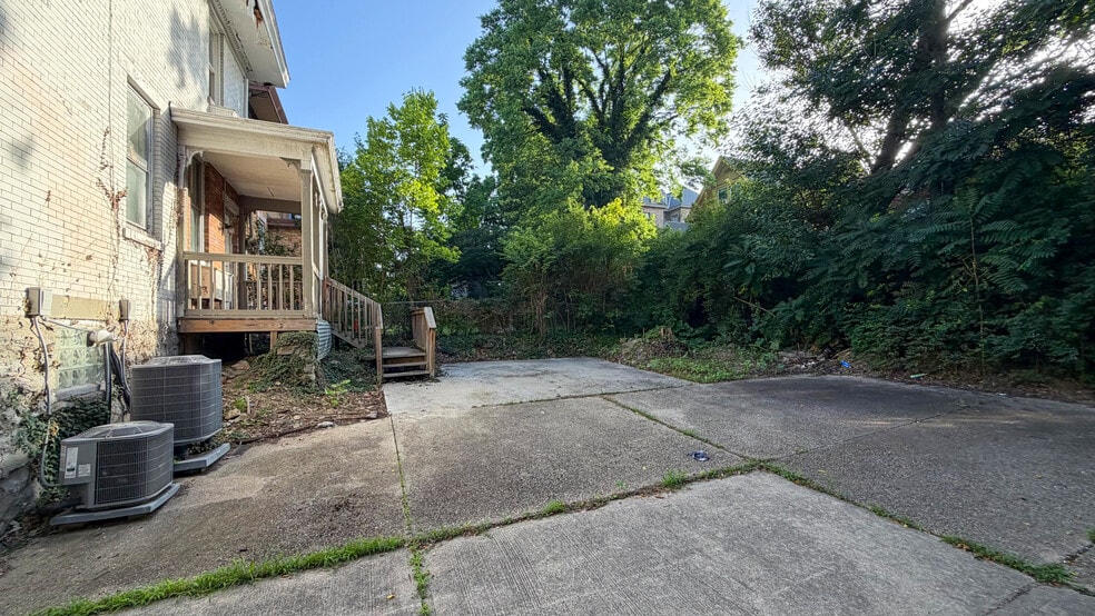More Photos Of 2478 Paris St, Cincinnati Multifamily For Sale
