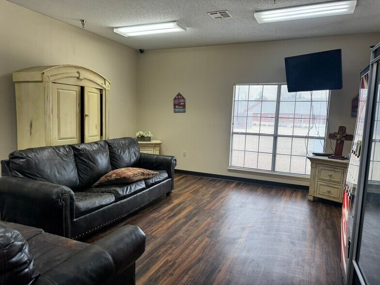 More Photos Of 7001 S Hazel St, Pine Bluff Assisted Living For Sale