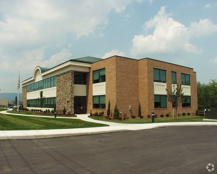 Primary Photo Of 1000 Bent Creek Blvd, Mechanicsburg Office Residential For Lease