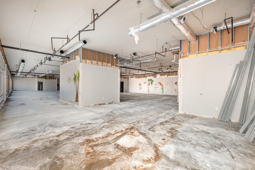 More Photos Of 292 Brooks Malott Rd, Mount Orab Flex For Lease