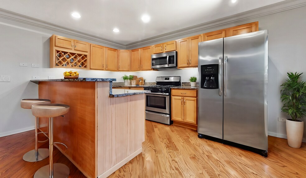 More Photos Of 4240 S Calumet Ave, Chicago Apartments For Sale