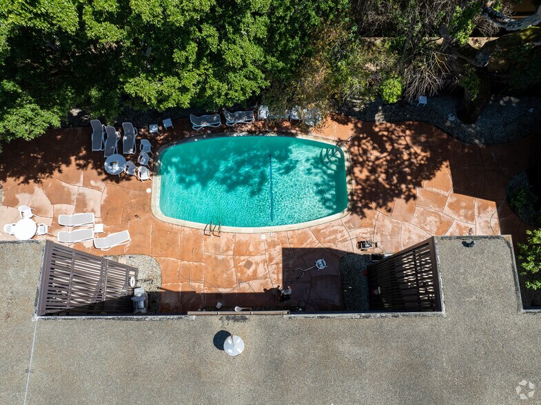 More Photos Of 710 Laurel Ave, San Mateo Apartments For Sale