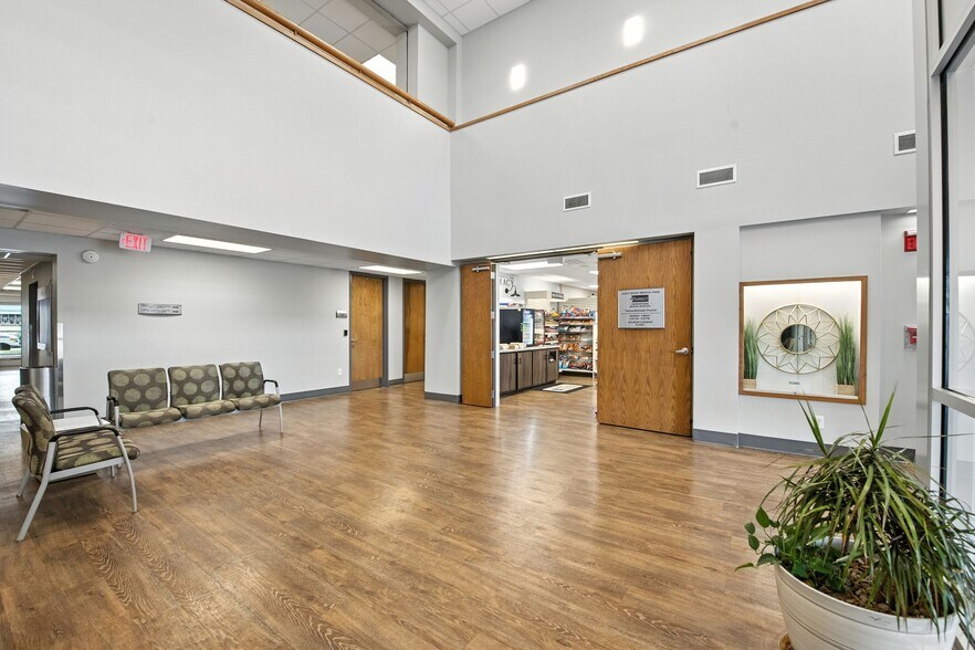 More Photos Of 901 N Winstead Ave, Rocky Mount Medical For Lease