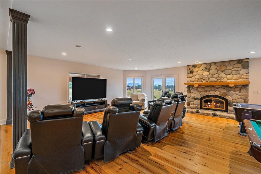 More Photos Of , Indian Hills Specialty For Sale