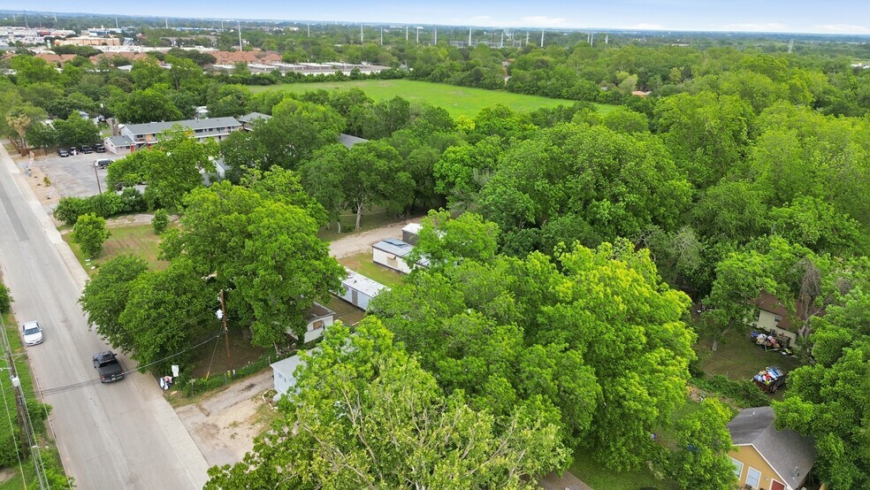 More Photos Of 322 Linda Dr, San Marcos Land For Sale