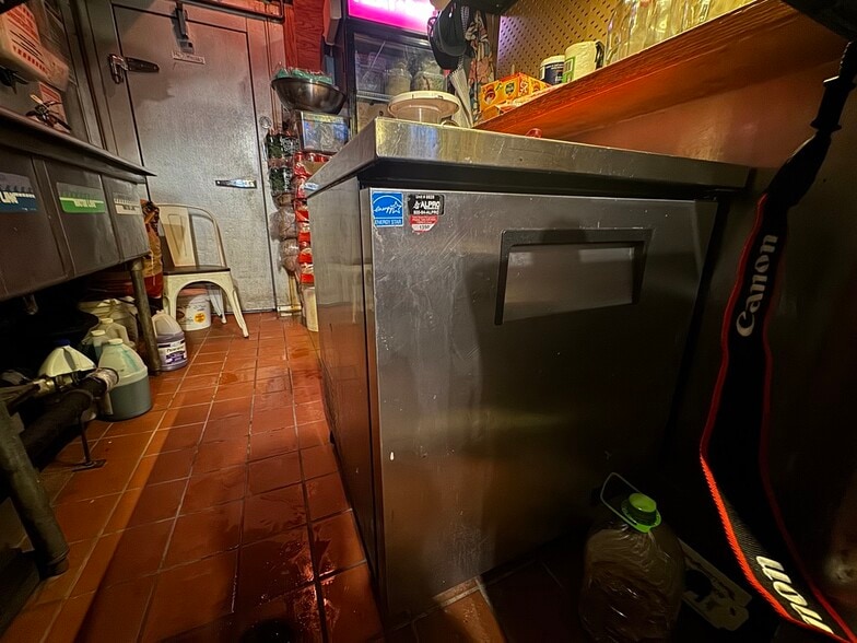More Photos Of 201-203 Allen St, New York Apartments For Lease