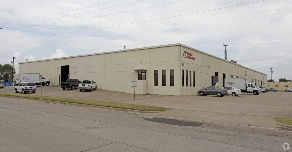 More Photos Of 3501-3507 S Raider Dr, Hurst Industrial For Sale