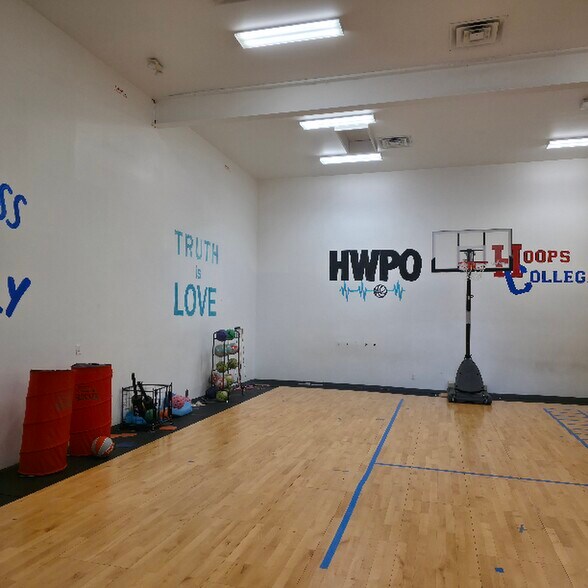 More Photos Of 8018 Myint Ln, Concord Light Distribution For Lease