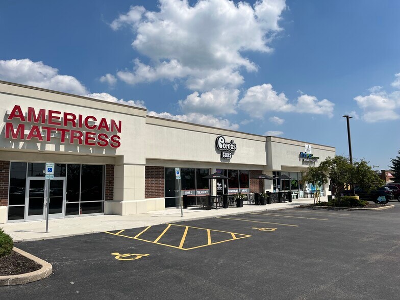 More Photos Of 9380-9396 W 159th St, Orland Park Freestanding For Lease