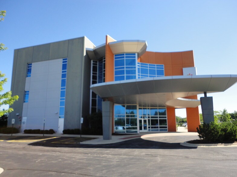 More Photos Of 2124 Ogden Ave, Aurora Medical For Lease