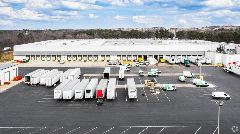 More Photos Of 8024 Telegraph Rd, Severn Industrial For Lease