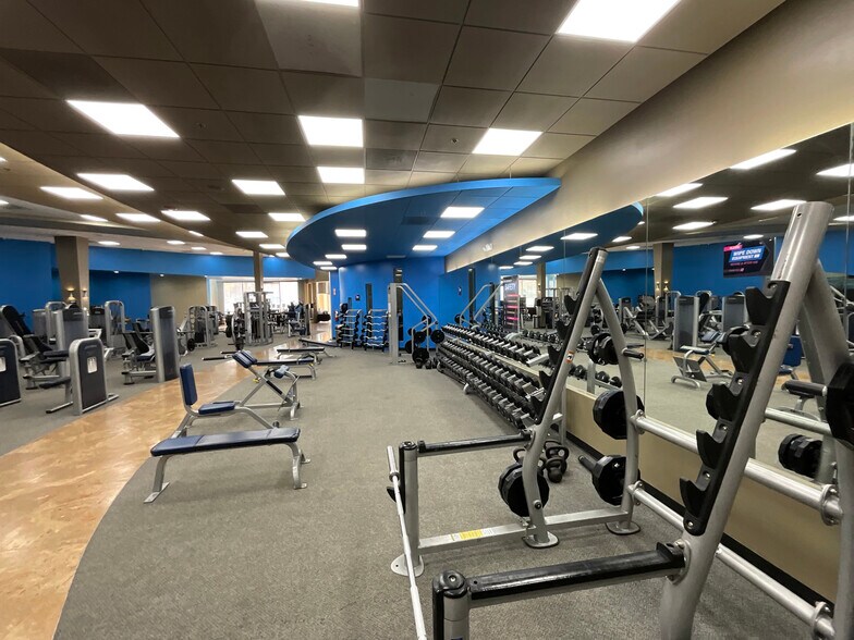 More Photos Of 6370 Louetta Rd, Spring Unknown For Lease