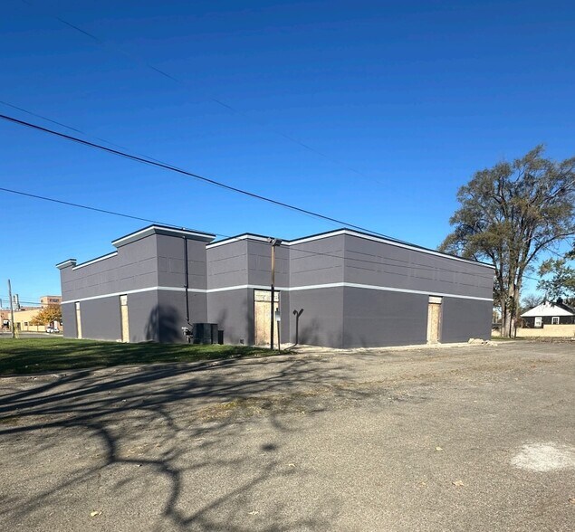 More Photos Of 4811 Venoy Rd, Wayne Medical For Sale