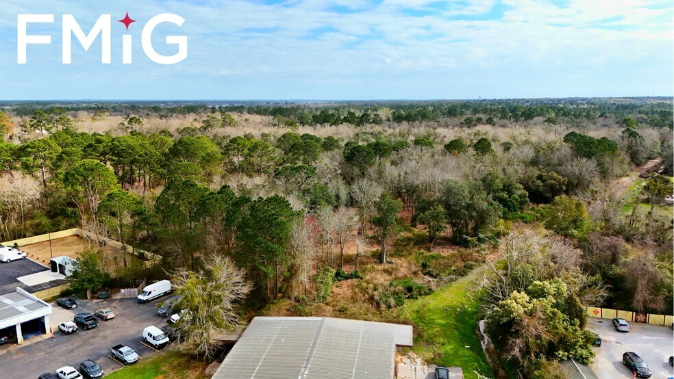 More Photos Of 6593 Caroline St, Milton Freestanding For Sale