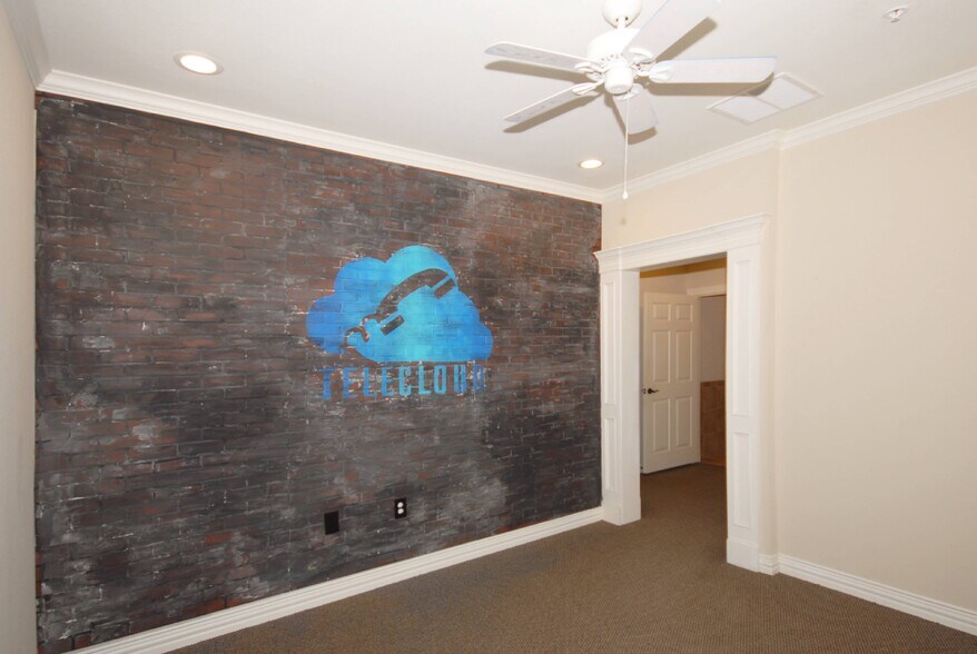More Photos Of 425 Old Newman Rd, Frisco Unknown For Lease