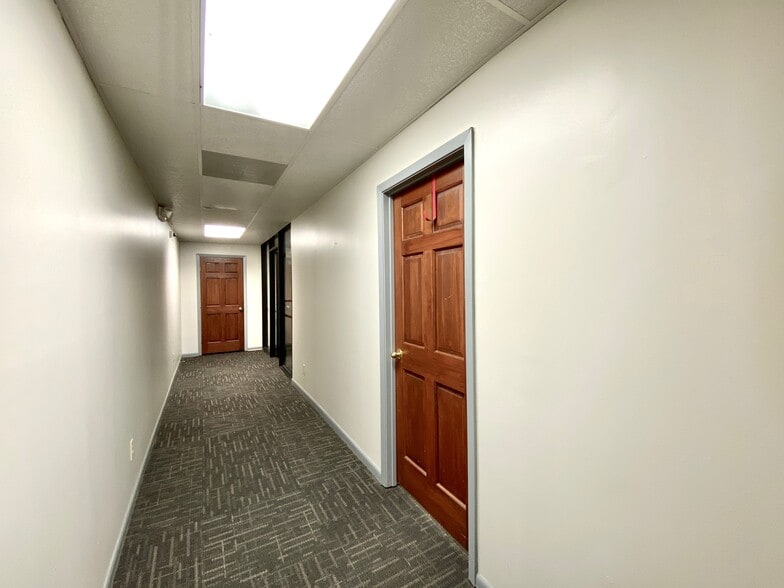 More Photos Of 1523-1529 Cliff Gookin Blvd, Tupelo Office For Lease