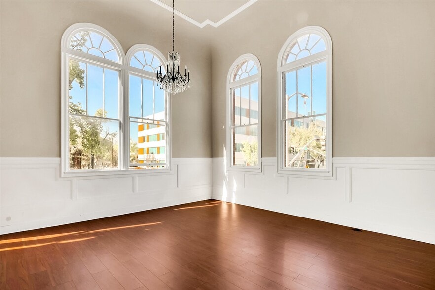 More Photos Of , Sacramento General Retail For Sale