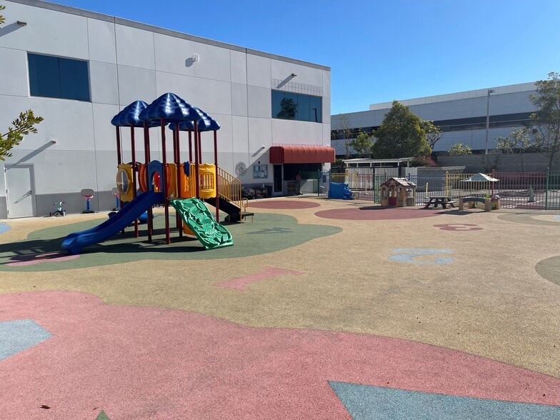 More Photos Of 19801 Mariner Ave, Torrance Loft Creative Space For Sale