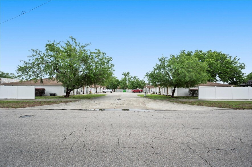 More Photos Of 210 S Orange Ave, Bartow Apartments For Sale