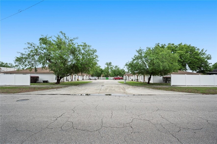 More Photos Of 210 S Orange Ave, Bartow Apartments For Sale