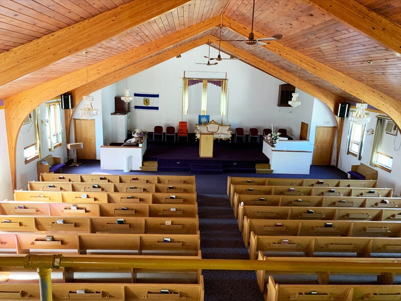 More Photos Of 375 North Dr, South Elgin Religious Facility For Sale