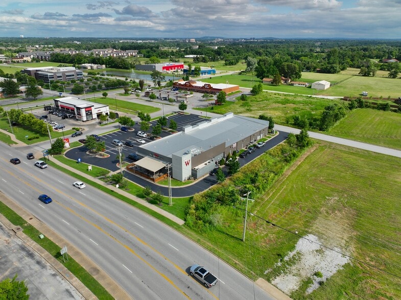 More Photos Of 3600 SE Guess Who Dr, Bentonville Storefront For Lease