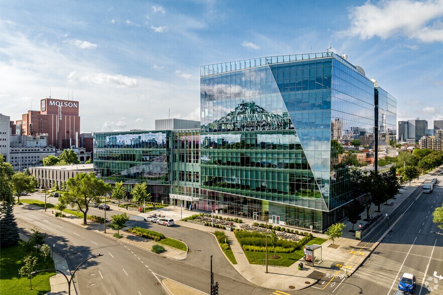 Primary Photo Of 1000 Av Papineau, Montréal Office For Sale