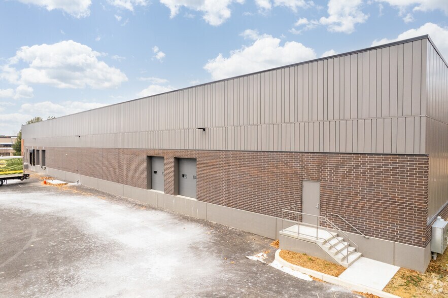 More Photos Of 711 Haywood Dr, Exton Light Manufacturing For Lease