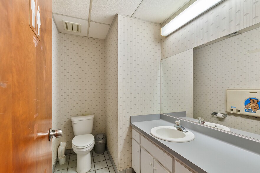 More Photos Of 1227 W Liberty St, Allentown Medical For Sale