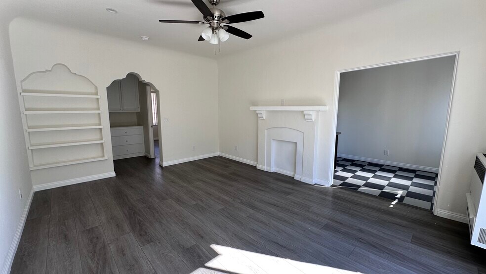 More Photos Of 1152-1158 S Bronson Ave, Los Angeles Apartments For Sale