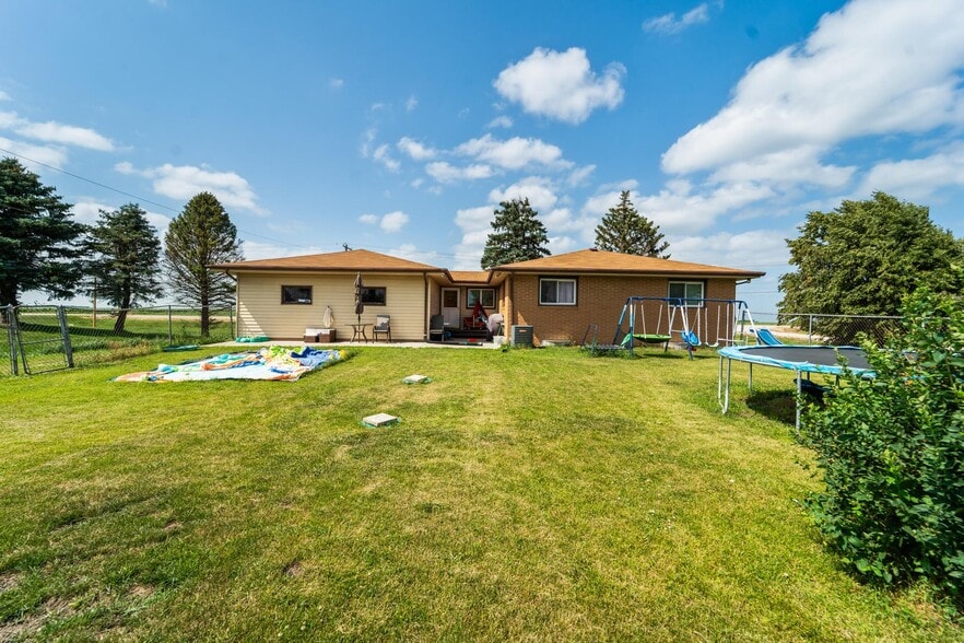 More Photos Of 2456 170th St, Fort Dodge Specialty For Sale