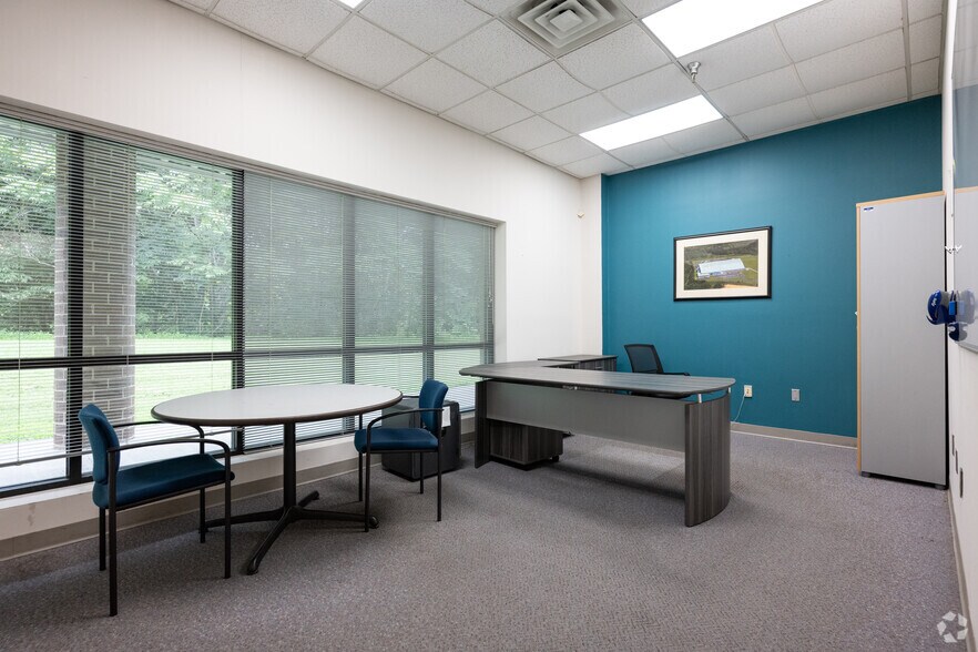 More Photos Of 175 Mehler Ln, Martinsville Manufacturing For Sale