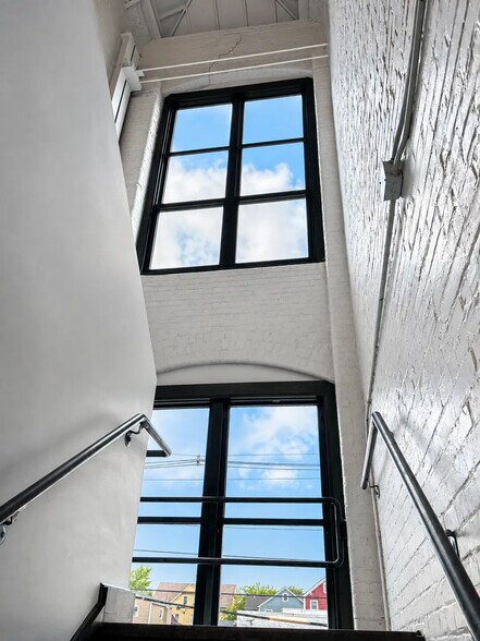 More Photos Of 134 Thurbers Ave, Providence Medical For Lease