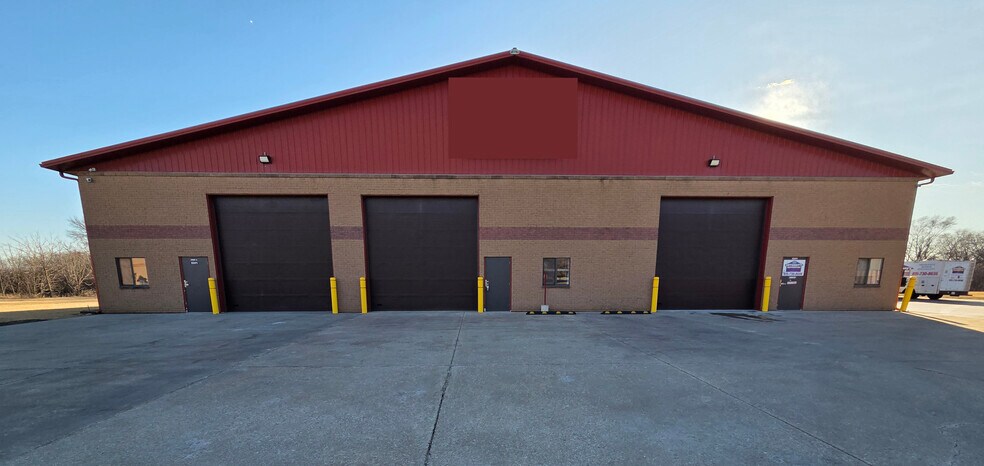 Primary Photo Of 2341A-C Copper Ct, Lockport Warehouse For Lease