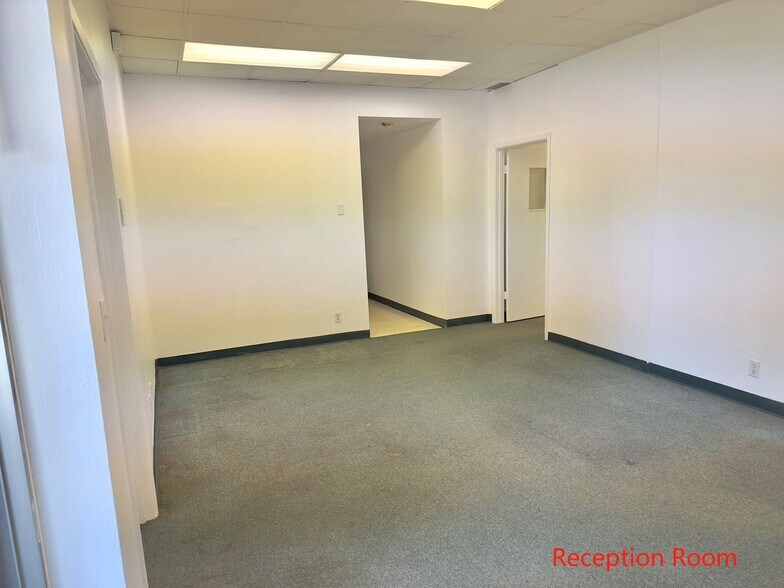 More Photos Of 882-890 Mahler Rd, Burlingame Warehouse For Lease