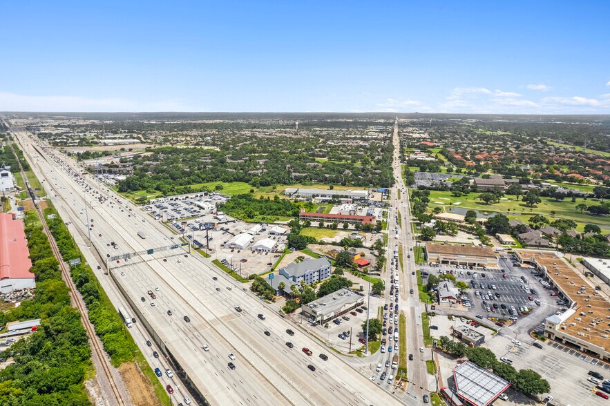 More Photos Of 17550 Northwest Fwy, Houston Hotel For Sale