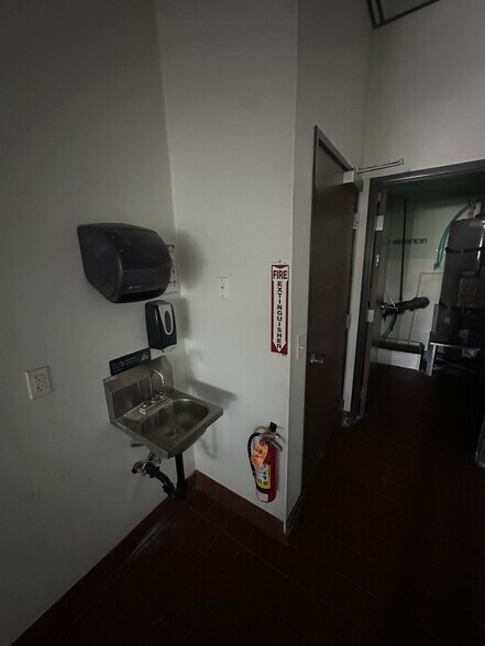 More Photos Of 9635 Bermuda Rd, Las Vegas Restaurant For Lease