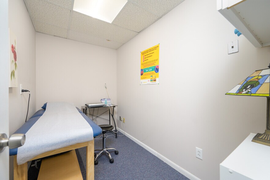 More Photos Of 755 Boardman Canfield Rd, Boardman Medical For Lease