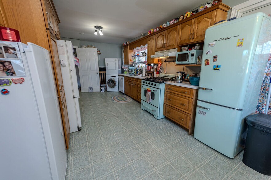 More Photos Of 181 Melville Rd, Consecon Trailer Camper Park For Sale