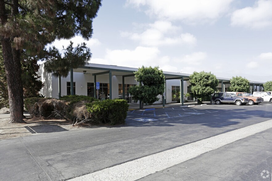 Primary Photo Of 16131 Gothard St, Huntington Beach Light Manufacturing For Lease