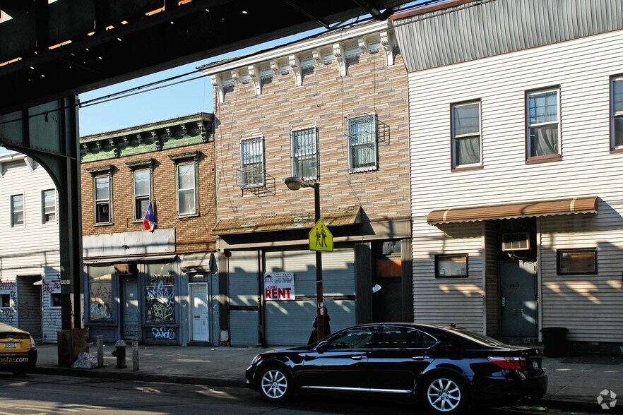 Primary Photo Of 5614 New Utrecht Ave, Brooklyn Storefront Retail Residential For Lease